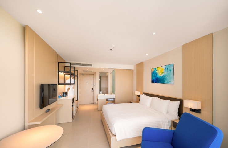 The Empyrean Cam Ranh Beach Resort 5*