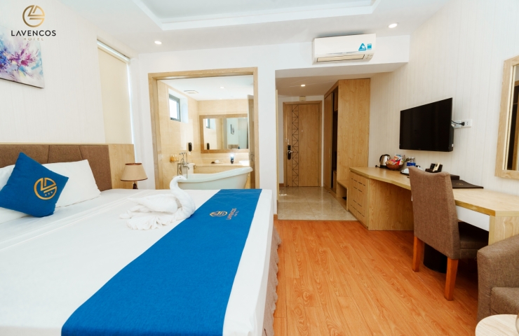 Lavencos Hotel Danang  4*
