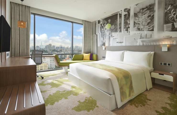 Holiday Inn & Suites Saigon Airport 5*