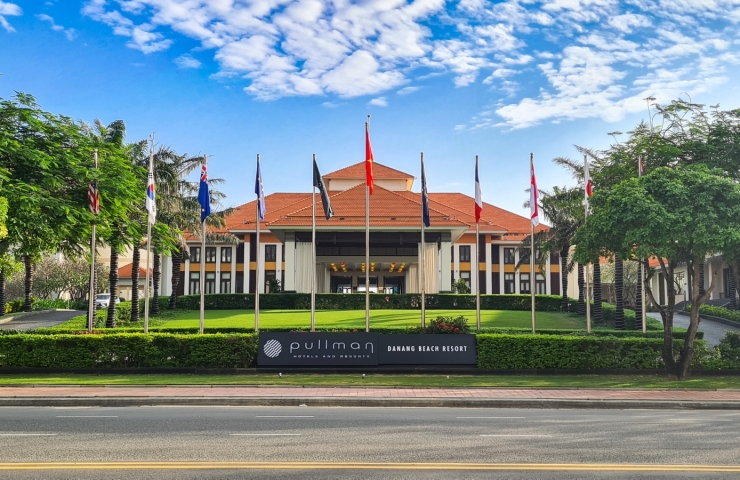 Pullman Danang Beach Resort 5*