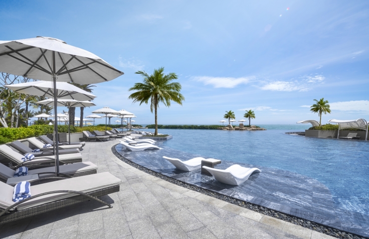 Holiday Inn Resort Ho Tram 4*